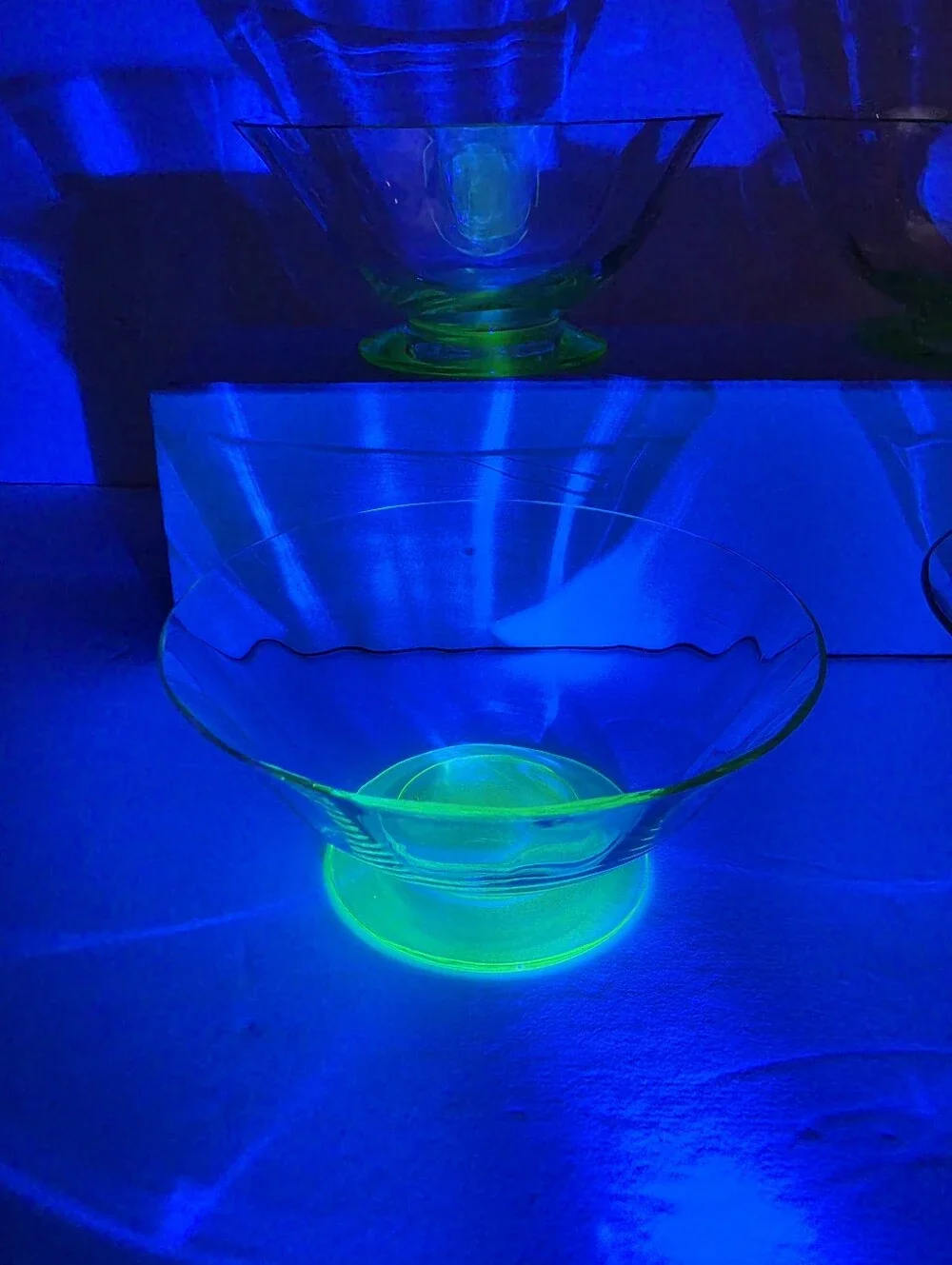 Uranium Depression Glass Green Sherbet Ice Cream Bowls Glass Glows - Lot of 4
